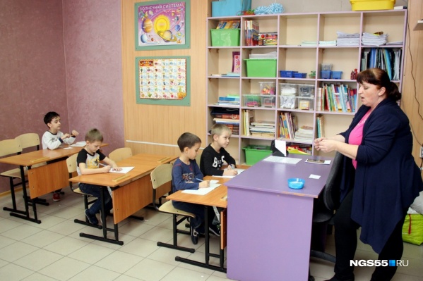 «Семейникам» пообещали, что их детей устроят в муниципальные школы без очереди «Семейникам» пообещали, что их детей устроят в муниципальные школы без очереди