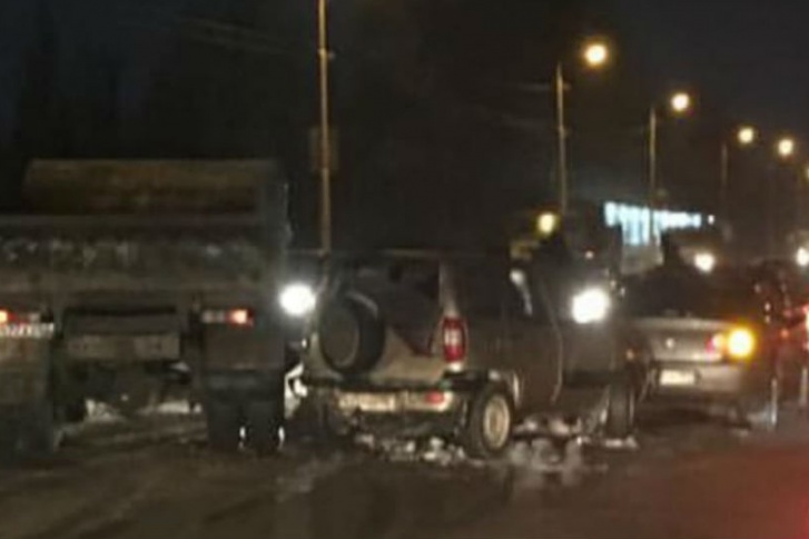 Водителю КАМАЗа придется еще доказывать, что это не он всех собрал Водителю КАМАЗа придется еще доказывать, что это не он всех собрал