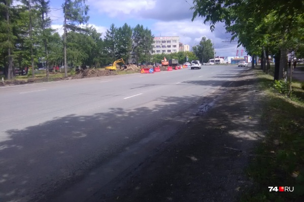 Скорость движения в районе перекрёстка Блюхера — Дарвина снизили до 40 километров в час Скорость движения в районе перекрёстка Блюхера — Дарвина снизили до 40 километров в час