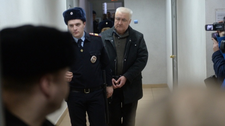 Начальника Свердловской железной дороги, обвиняемого во взятке, выпустили из СИЗО