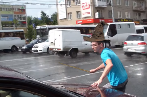 Активисты сравнили развернувшуюся погоню с фильмами о Гарри Поттере Активисты сравнили развернувшуюся погоню с фильмами о Гарри Поттере