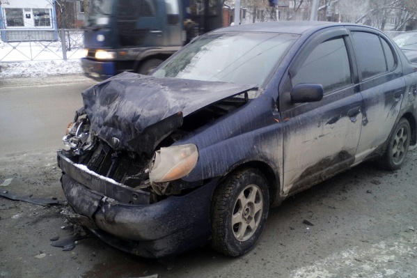 Пассажирка Toyota ушибла голову Пассажирка Toyota ушибла голову 
