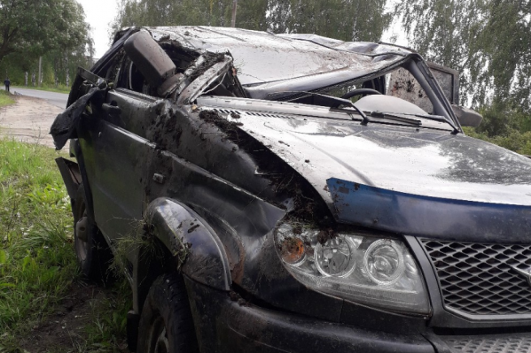 Машина попала в колею Машина попала в колею