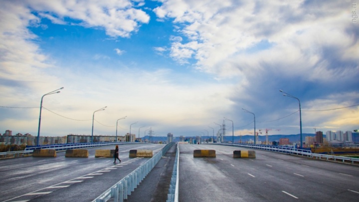 Показываем, как изменился Красноярск за 5 лет мэра Акбулатова: новые дороги и старые ямы с пробками