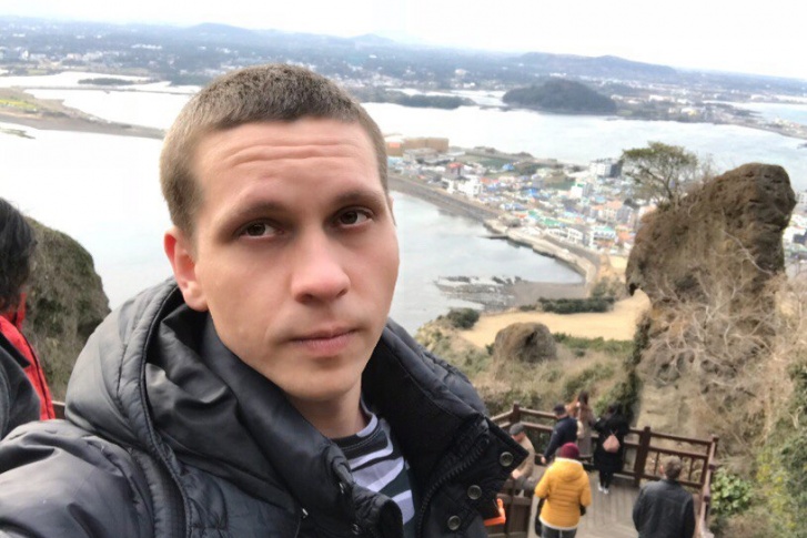Алексей Хороший поехал в Южную Корею заработать, но это оказалось не так просто Алексей Хороший поехал в Южную Корею заработать, но это оказалось не так просто