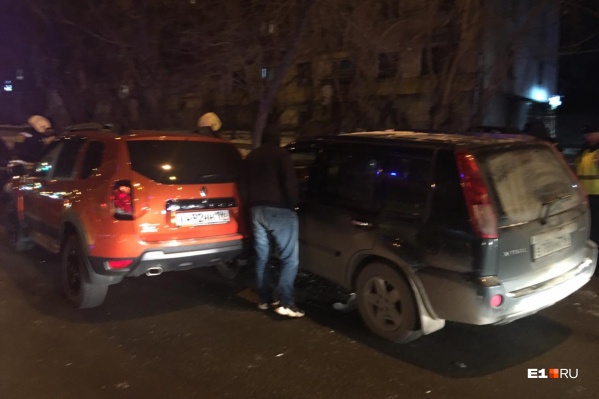 ДТП произошло на Малышева, 130б ДТП произошло на Малышева, 130б