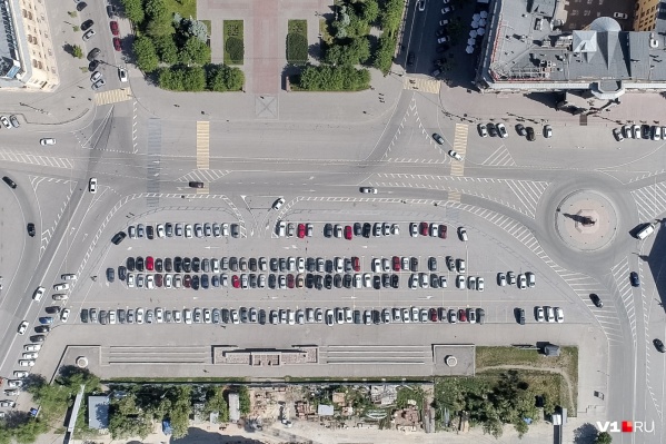 Общественники больше всего обсуждали площадь Павших Борцов Общественники больше всего обсуждали площадь Павших Борцов