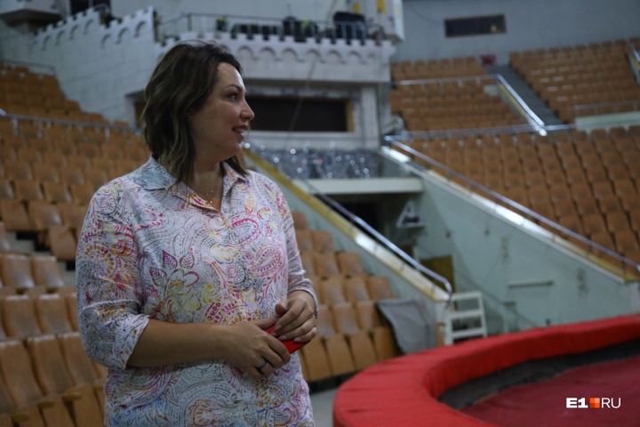 Тамара Бортникова решила сократить ставки осветителей Тамара Бортникова решила сократить ставки осветителей
