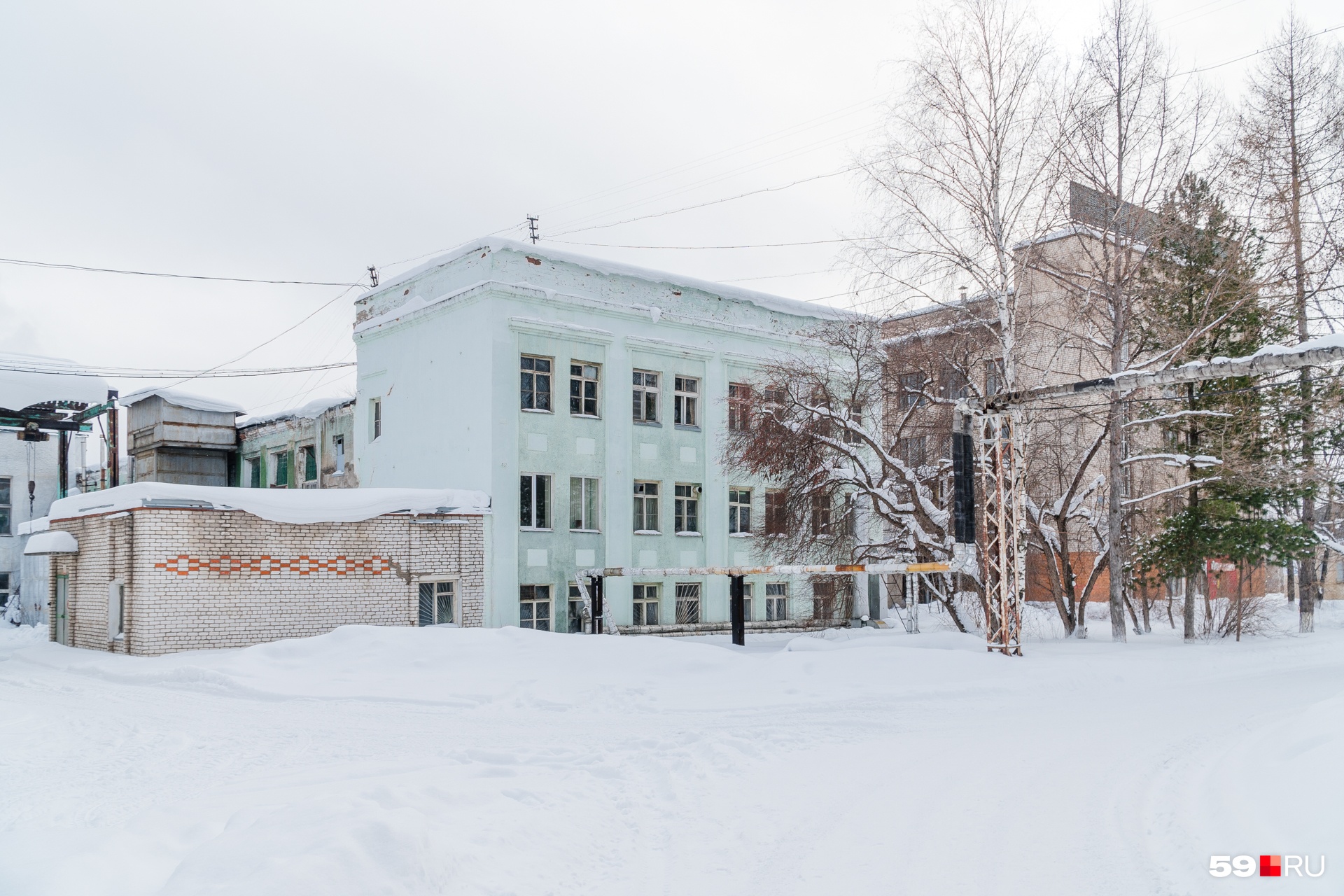 В этих цехах не один десяток лет изготавливают столовые приборы