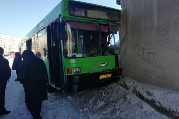 Авария случилась в 13:02 Авария случилась в 13:02