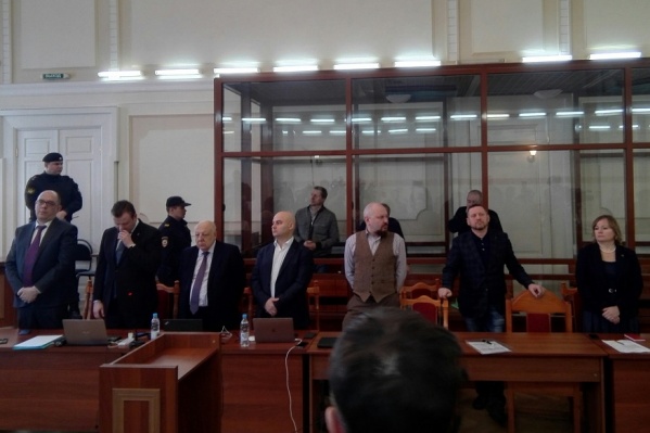 В суде Нижегородского района сегодня было особенно людно В суде Нижегородского района сегодня было особенно людно