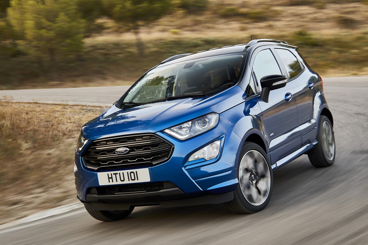 В прошлом году стартовали продажи рестайлинговой версии EcoSport, но по традиции последних лет она приехала к нам с запозданием относительно других стран В прошлом году стартовали продажи рестайлинговой версии EcoSport, но по традиции последних лет она приехала к нам с запозданием относительно других стран