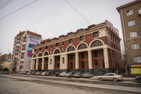 Формально здание уже готово к эксплуатации, но когда бани начнут работать, пока неизвестно Формально здание уже готово к эксплуатации, но когда бани начнут работать, пока неизвестно