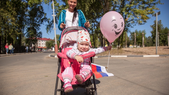 Пособие на ребёнка от полутора до трёх лет вырастет с 50 рублей до 10 тысяч