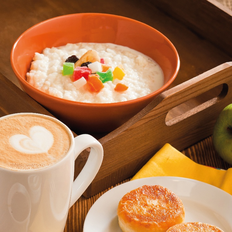 Н завтраки. Красивая Утренняя каша. Завтрак каша чай. Завтрак с кофе и кашей. Утро завтрак каша.