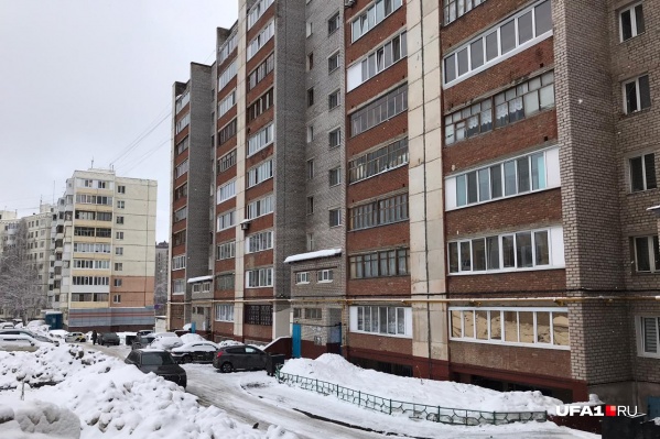 Трагедия произошла в этом доме Трагедия произошла в этом доме