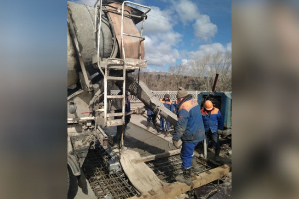 Участок уже забетонировали Участок уже забетонировали
