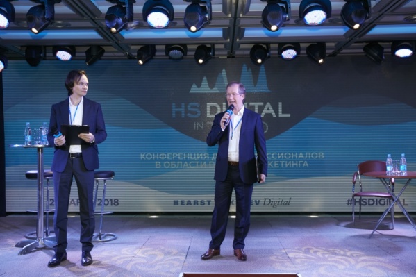 Президент Hearst Shkulev Publishing Виктор Шкулёв (справа) и главный редактор Maxim Александр Маленков Президент Hearst Shkulev Publishing Виктор Шкулёв (справа) и главный редактор Maxim Александр Маленков