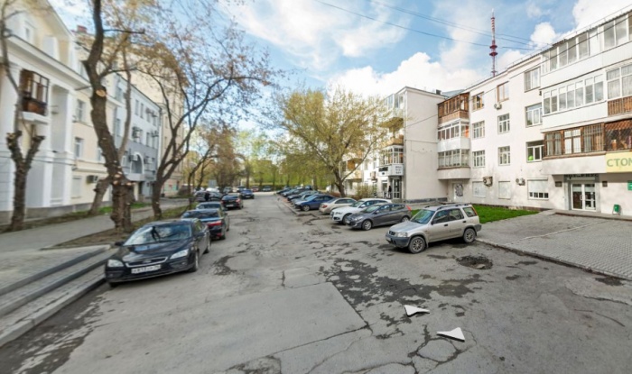 Ситуация с парковкой в районе парка Павлика Морозова станет еще сложнее Ситуация с парковкой в районе парка Павлика Морозова станет еще сложнее