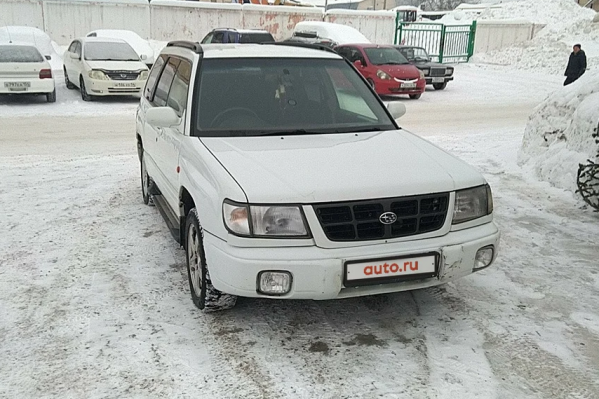 Subaru Forester, 1999 год Subaru Forester, 1999 год