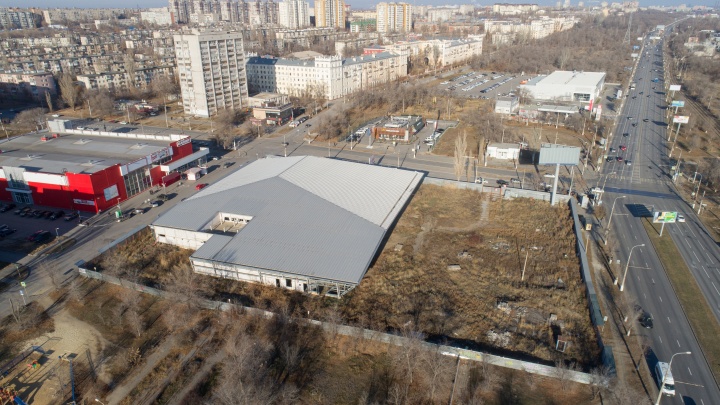 В Волгограде за 37,8 миллиона рублей продают недостроенный гипермаркет