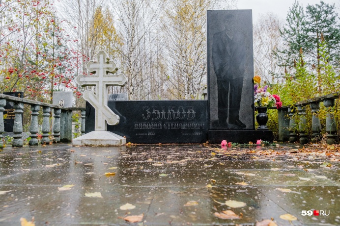 С уходом Якутенка завершилась целая эпоха лихих 90-х С уходом Якутенка завершилась целая эпоха лихих 90-х