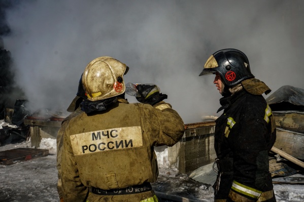 По предварительным данным, пожар начался после короткого замыкания электропроводки По предварительным данным, пожар начался после короткого замыкания электропроводки