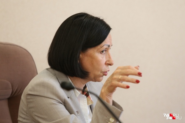 Наталья Котова предупредила, что в решении кадровых вопросов главным образом будет опираться на эффективность подчинённых Наталья Котова предупредила, что в решении кадровых вопросов главным образом будет опираться на эффективность подчинённых