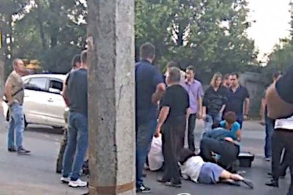 «КИА» на полном ходу влетела в пешеходов «КИА» на полном ходу влетела в пешеходов