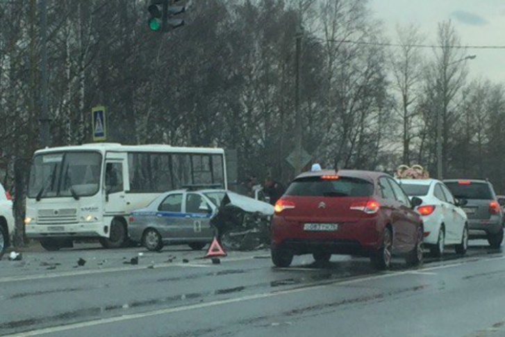 Авария произошла в Семибратово Авария произошла в Семибратово