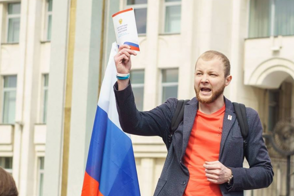 В Ярославле Александр часто устраивает митинги и акции В Ярославле Александр часто устраивает митинги и акции