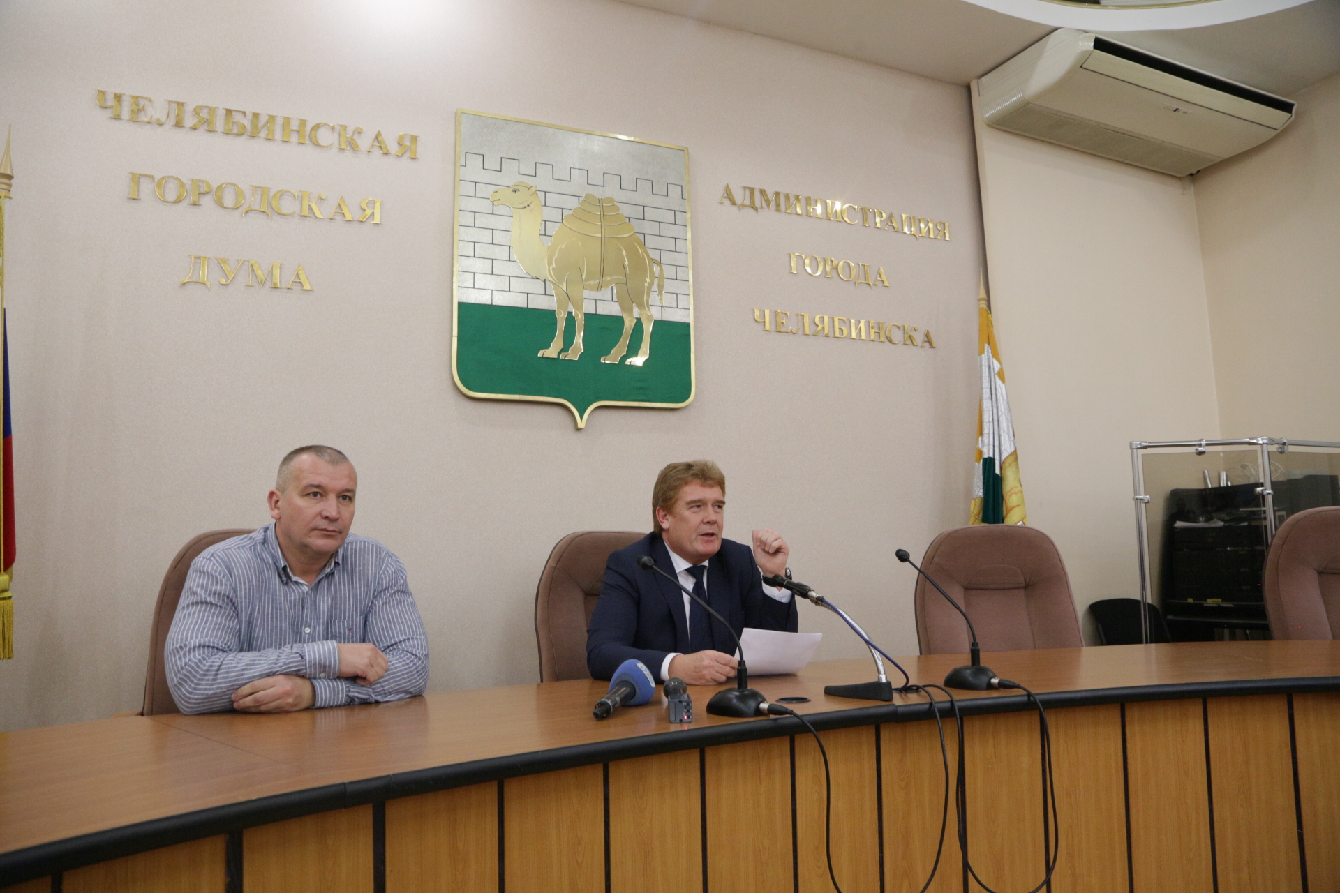 Владимира Елистратова и Евгения Крехтунова тоже вчера там, видимо, не было Владимира Елистратова и Евгения Крехтунова тоже вчера там, видимо, не было