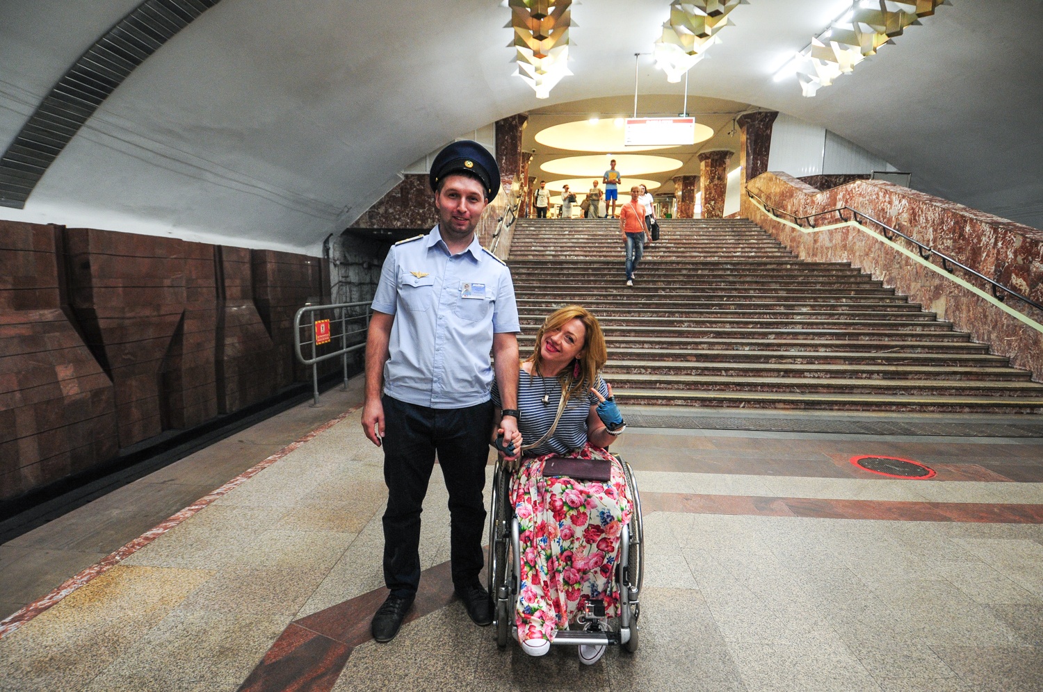 Стоит сказать, что, несмотря на стрессовое путешествие, Оля до последнего сохраняла позитивный настрой Стоит сказать, что, несмотря на стрессовое путешествие, Оля до последнего сохраняла позитивный настрой