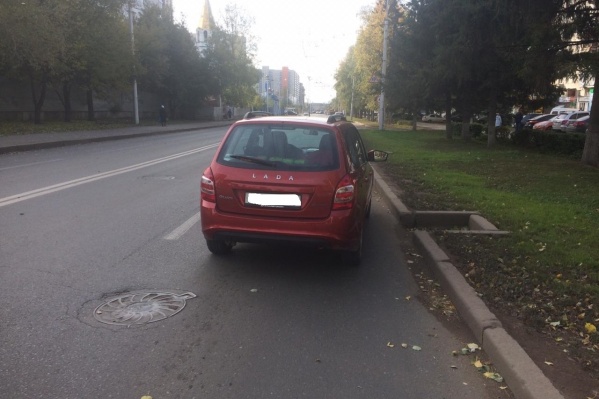 Автомобилем управлял 77-летний мужчина Автомобилем управлял 77-летний мужчина