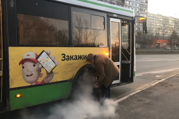 Резкая вонь быстро распространилась по салону Резкая вонь быстро распространилась по салону 