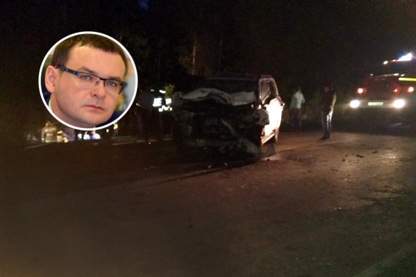 Единственным, кому удалось выжить в ночной аварии под Тюменью, оказался председатель городской думы <br> Единственным, кому удалось выжить в ночной аварии под Тюменью, оказался председатель городской думы <br>