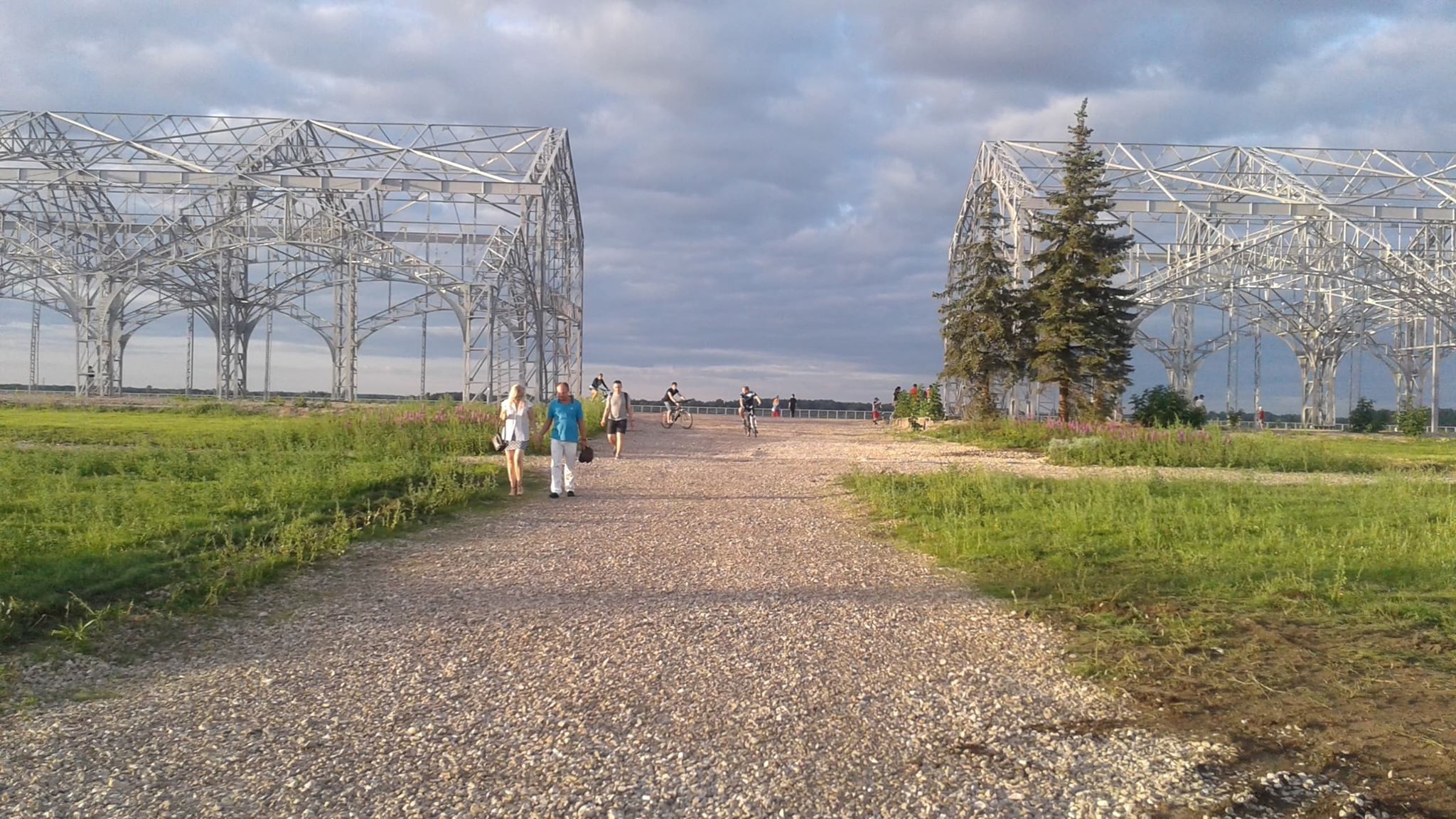 Пакгаузы нижний новгород. Нижегородская стрелка пакгаузы. Пакгаузы на стрелке Нижний. Пакгаузы на стрелке Нижний Новгород фото.