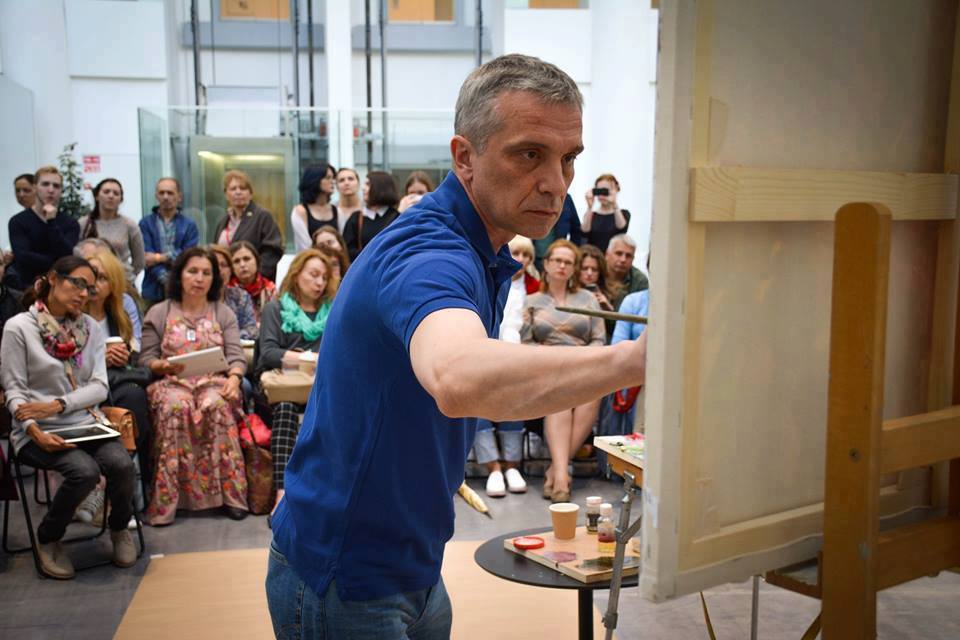 Николай Блохин во время работы Николай Блохин во время работы 