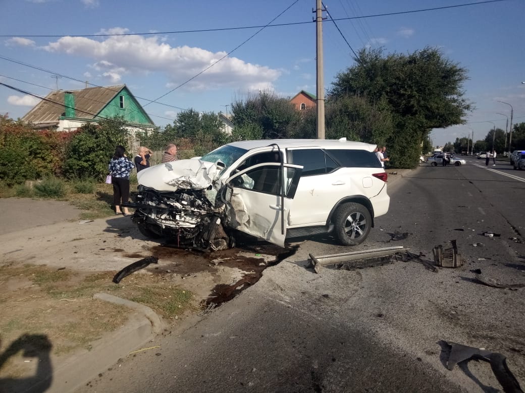 Дтп волжский. Авария в Волжском 07.09.2019. Смертельное ДТП Волгоград. Авария в городе Волжском.