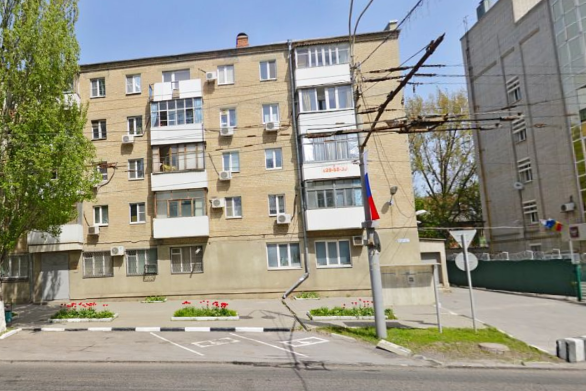 Людей эвакуировали из дома на проспекте Стачки Людей эвакуировали из дома на проспекте Стачки