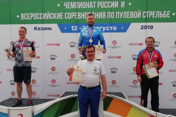 На фото — Леонид Екимов и его тренер Александр Поздеев<br> На фото — Леонид Екимов и его тренер Александр Поздеев<br>