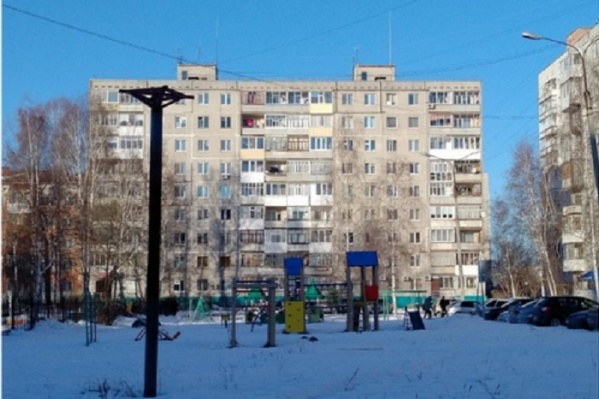 Тело нашли в коллекторе недалеко от жилого дома Тело нашли в коллекторе недалеко от жилого дома