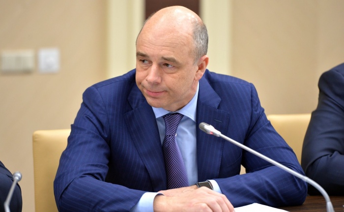 Лидер рейтинга — Антон Силуанов, зарабатывающий 1,7 миллиона рублей в
месяц Лидер рейтинга — Антон Силуанов, зарабатывающий 1,7 миллиона рублей в
месяц