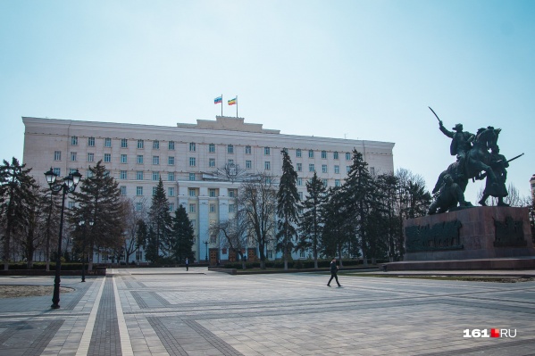 Из правительства депутаты будут ездить в самые отдаленные уголки области Из правительства депутаты будут ездить в самые отдаленные уголки области 
