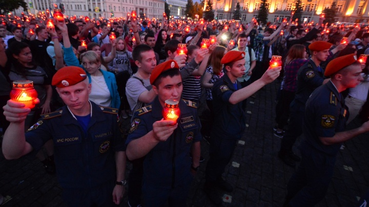Проспект Ленина вечером закроют на два часа для шествия участников "Свечи памяти"