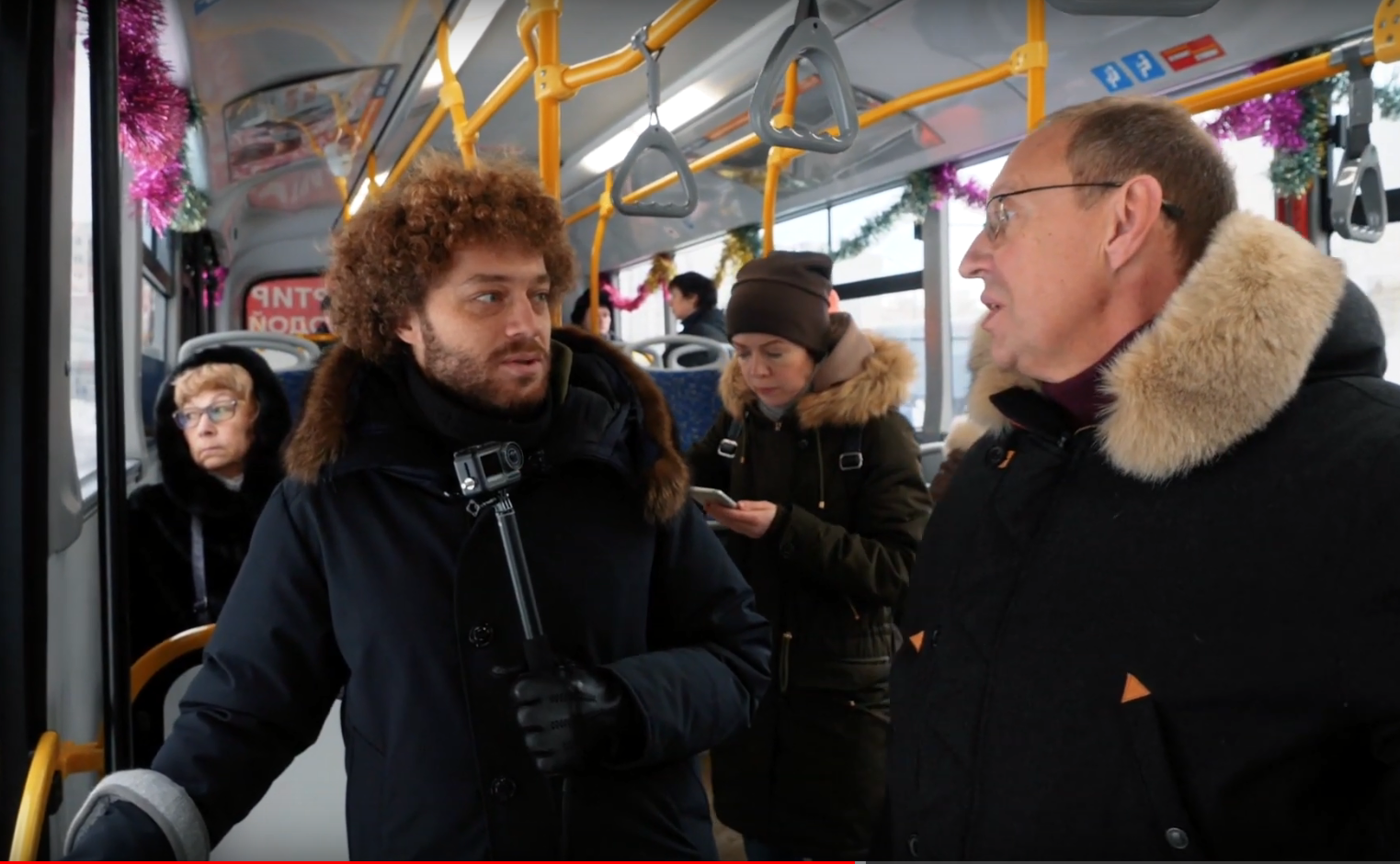 В автобусе на Парковый В автобусе на Парковый