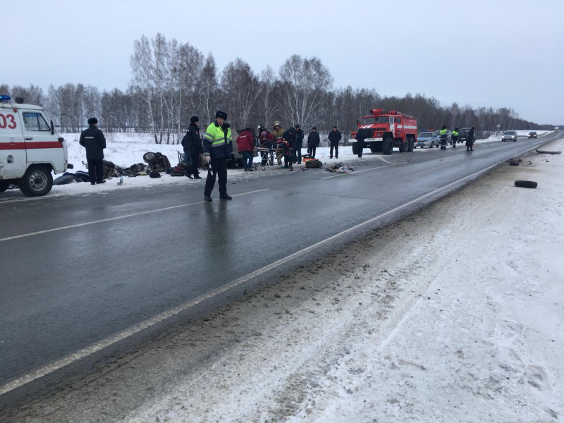 На трассе погибло шесть человек На трассе погибло шесть человек 