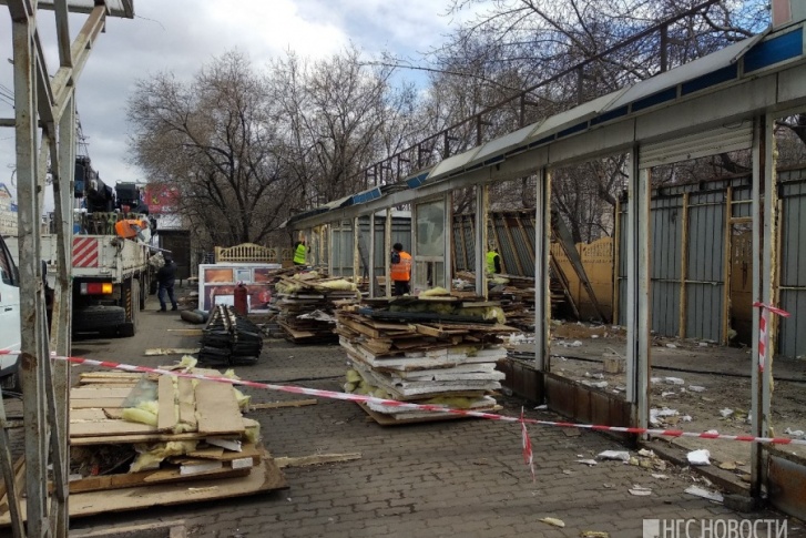После сноса павильонов многие улицы Красноярска выглядят так