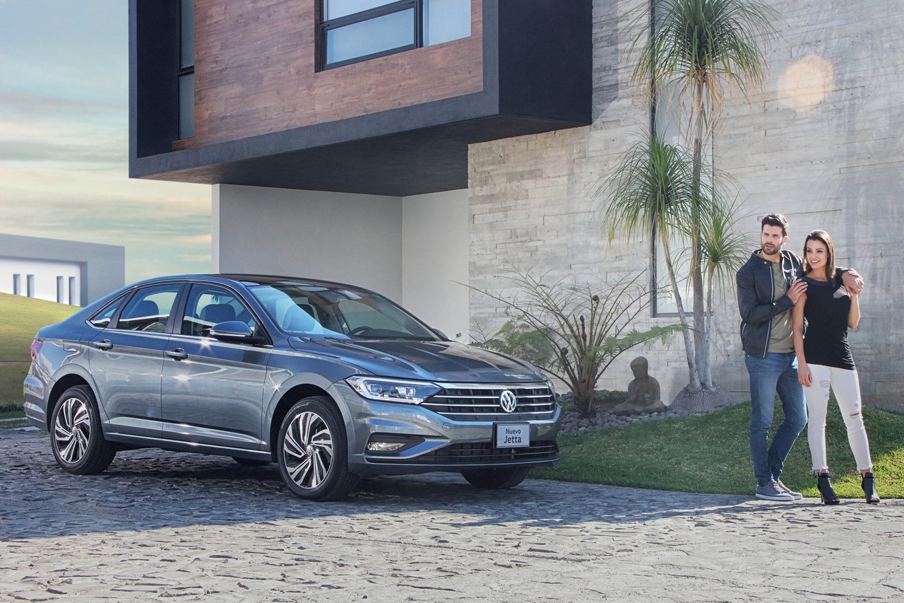 Volkswagen Jetta возвращается в Россию, но вряд ли добьётся много: в отличие от предшественника его будут импортировать из Мексики Volkswagen Jetta возвращается в Россию, но вряд ли добьётся много: в отличие от предшественника его будут импортировать из Мексики