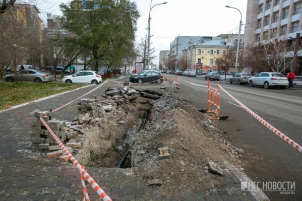 В этом году на Мира продолжается ремонт: планируется менять брусчатку на тротуарах В этом году на Мира продолжается ремонт: планируется менять брусчатку на тротуарах 